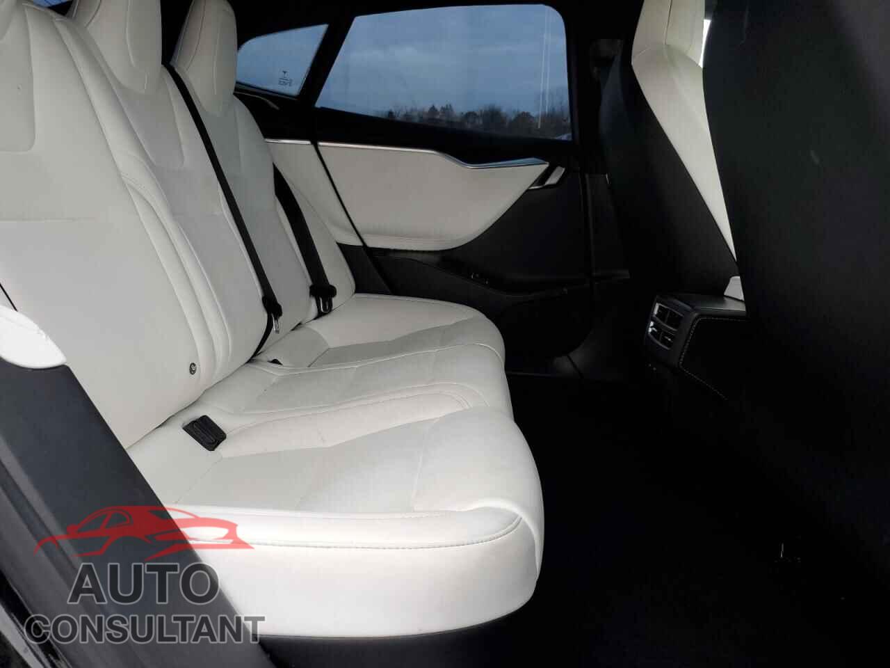 TESLA MODEL S 2017 - 5YJSA1E42HF231454