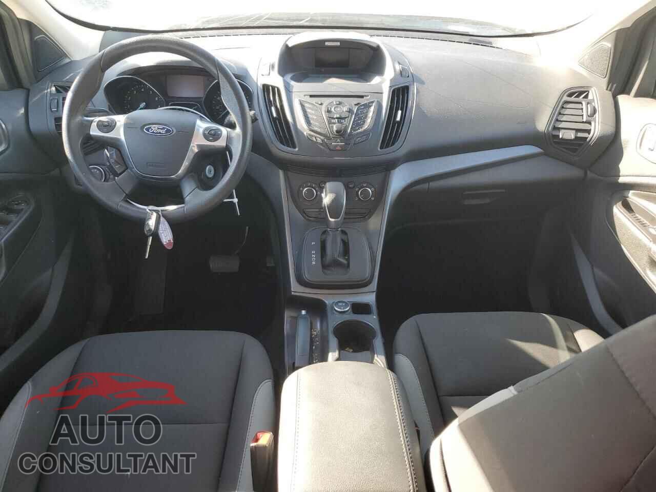 FORD ESCAPE 2016 - 1FMCU0F75GUC19430