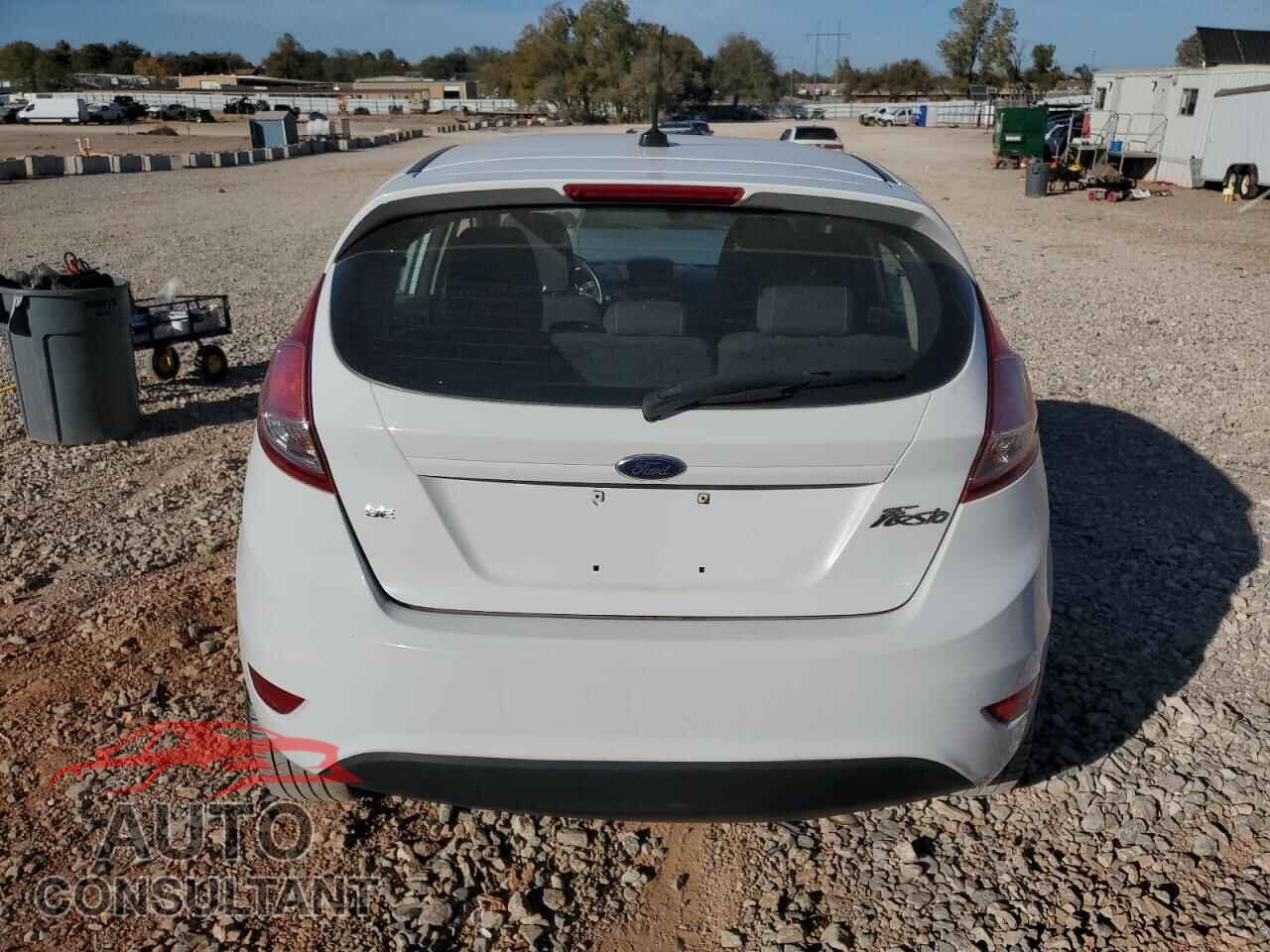 FORD FIESTA 2015 - 3FADP4EJ3FM101664