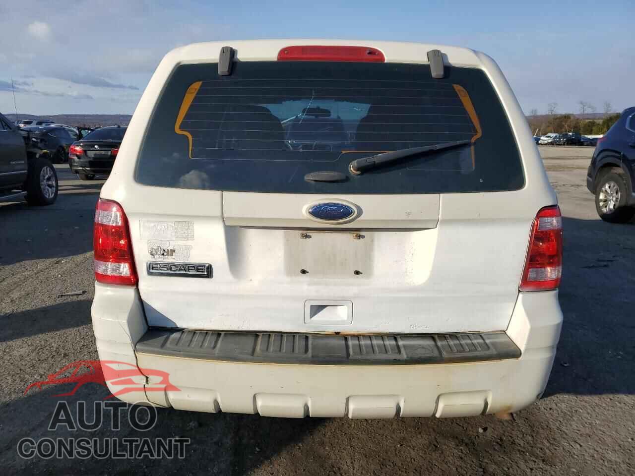 FORD ESCAPE 2011 - 1FMCU9C78BKC59448
