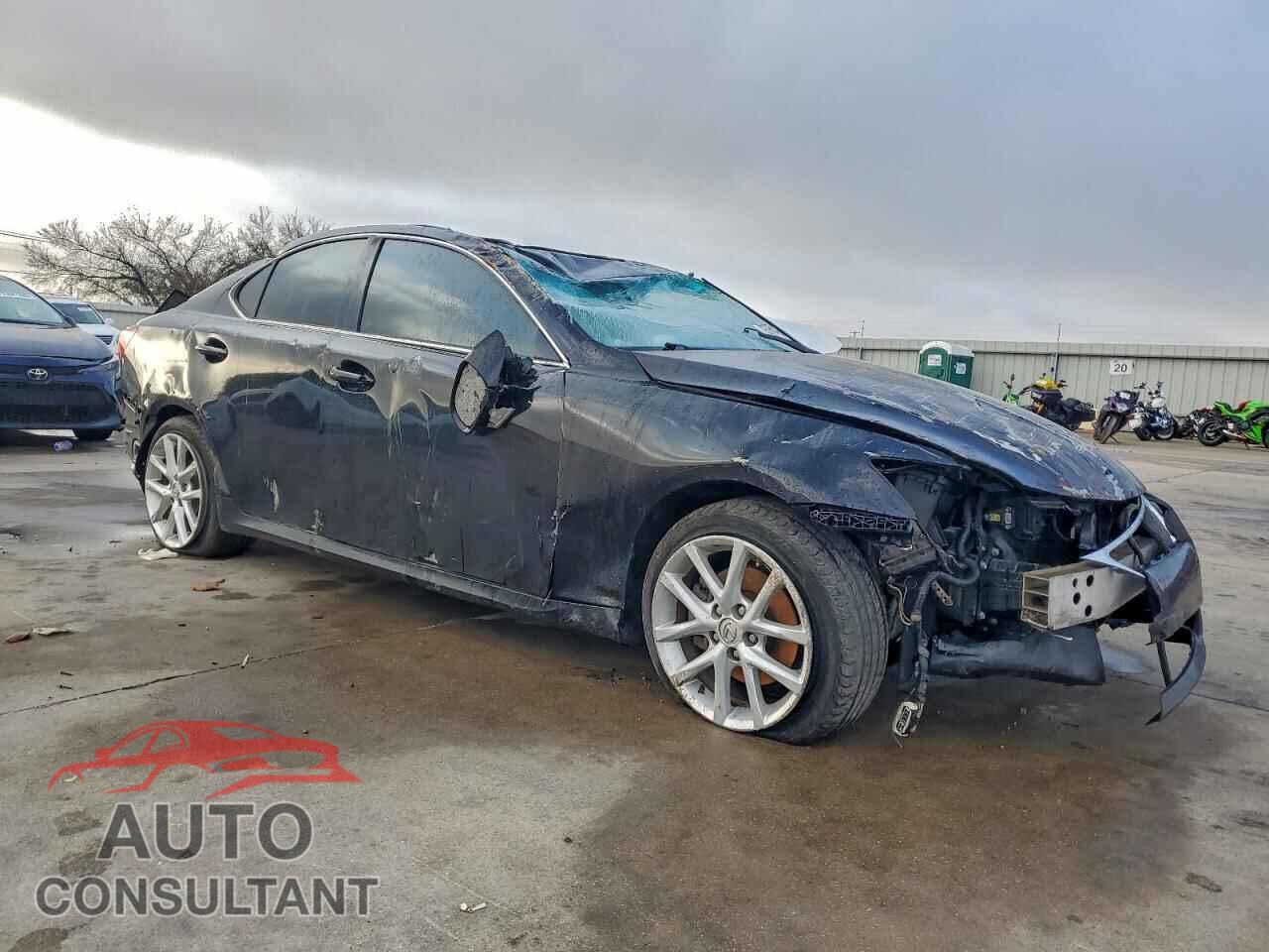 LEXUS IS 2011 - JTHCF5C29B5052169