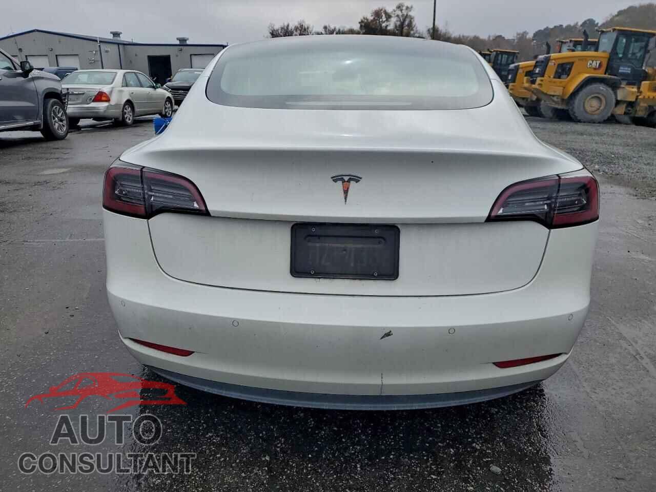 TESLA MODEL 3 2021 - 5YJ3E1EA7MF087196