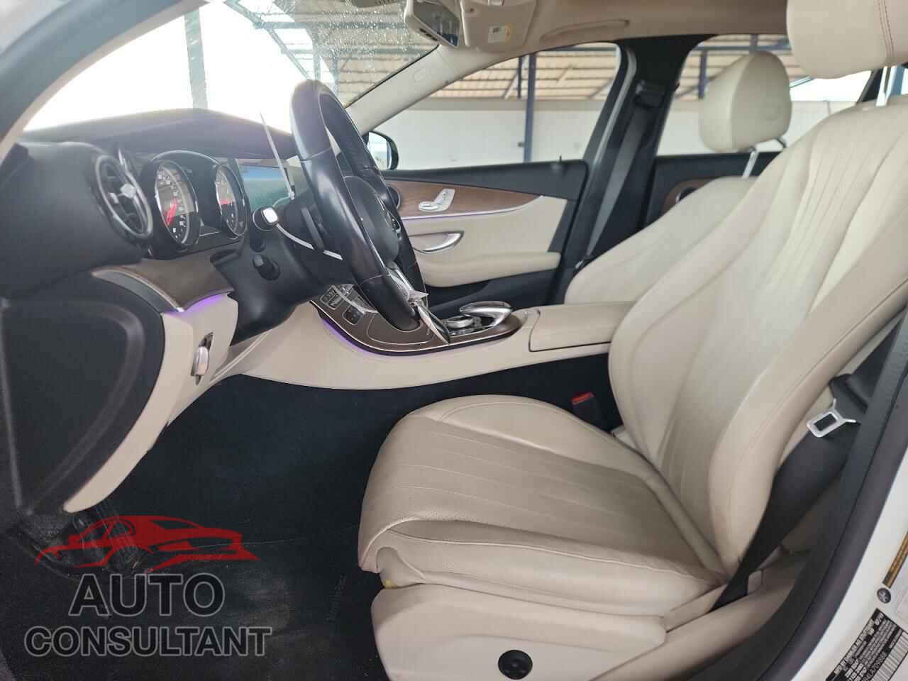 MERCEDES-BENZ E-CLASS 2020 - WDDZF8DB4LA709888