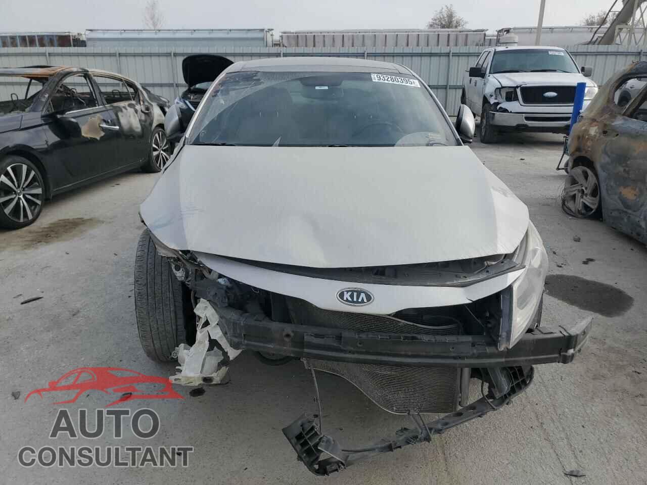 KIA OPTIMA 2011 - KNAGN4A79B5103181