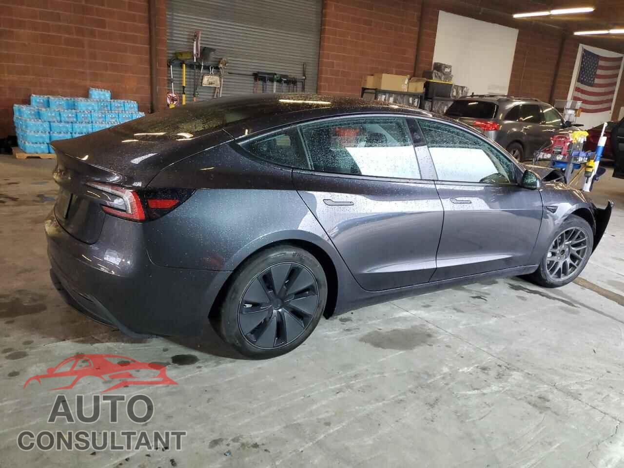 TESLA MODEL 3 2024 - 5YJ3E1EA7RF757689