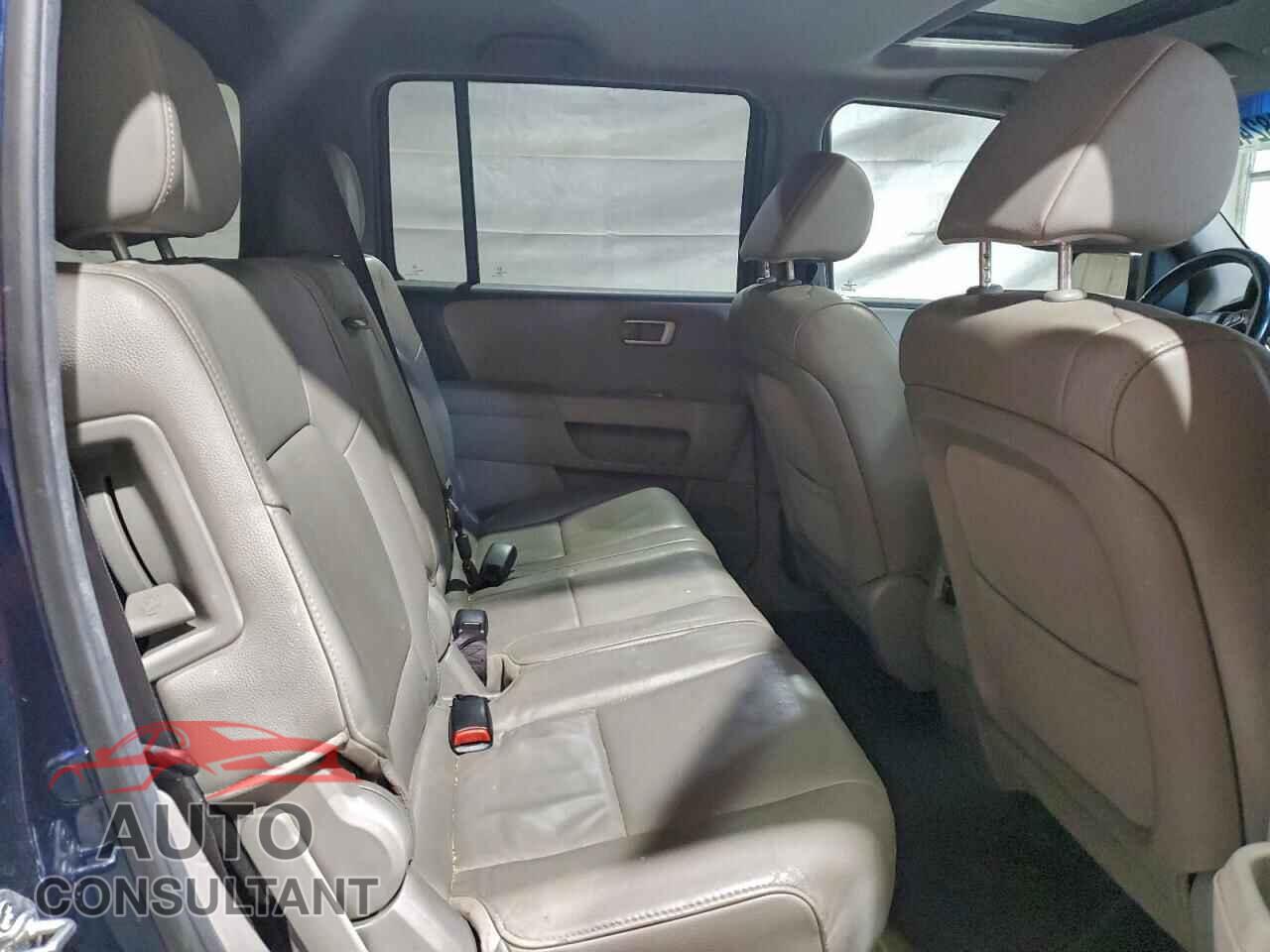 HONDA PILOT 2013 - 5FNYF4H51DB060370