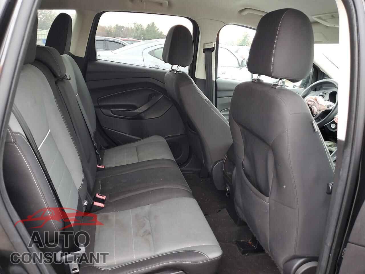 FORD ESCAPE 2015 - 1FMCU9G94FUB50524