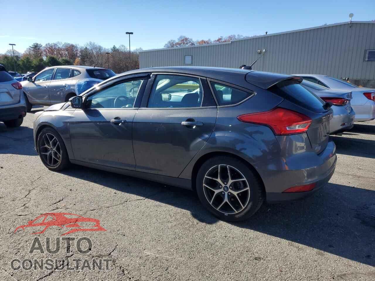 FORD FOCUS 2017 - 1FADP3M20HL311213