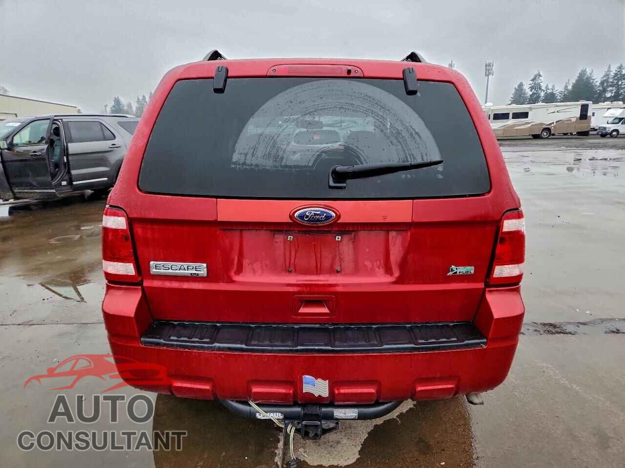 FORD ESCAPE 2010 - 1FMCU9DG2AKB81360