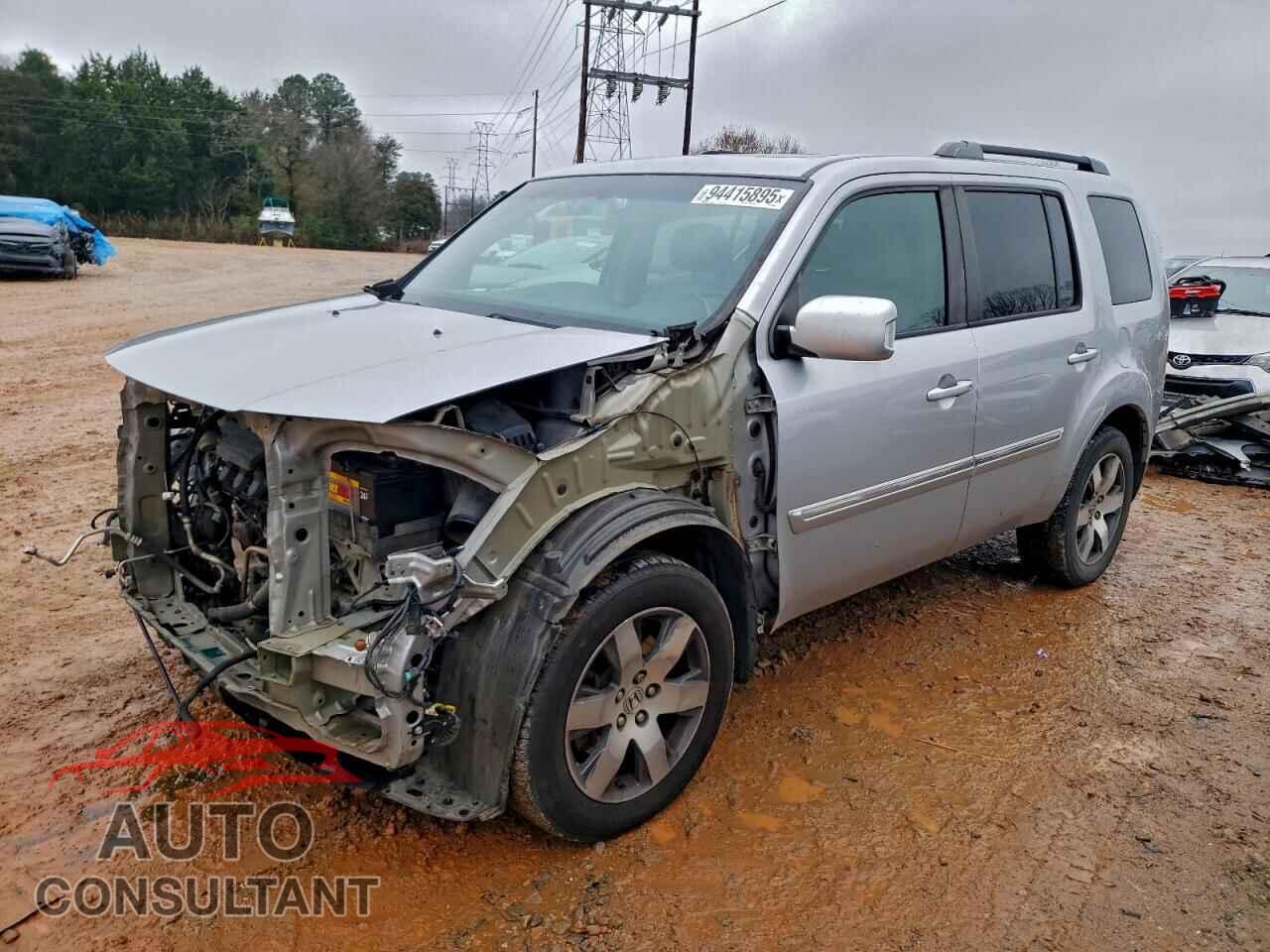 HONDA PILOT 2015 - 5FNYF3H96FB026487