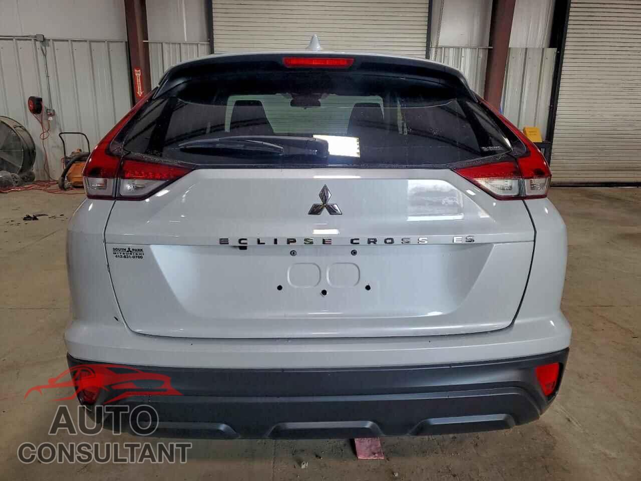 MITSUBISHI ECLIPSE 2024 - JA4ATUAA2RZ033756