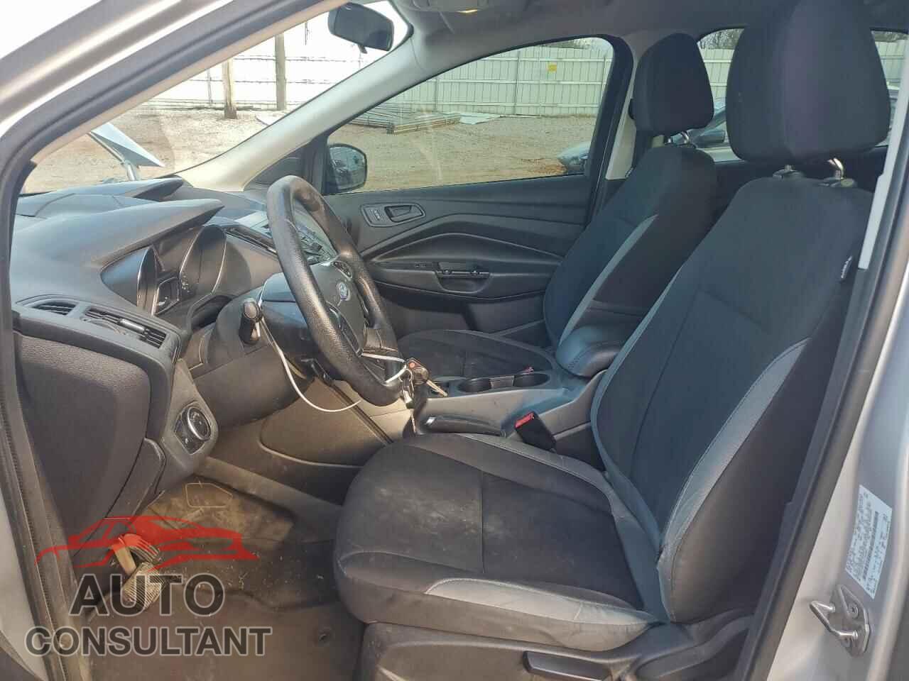FORD ESCAPE 2015 - 1FMCU0F72FUC42663