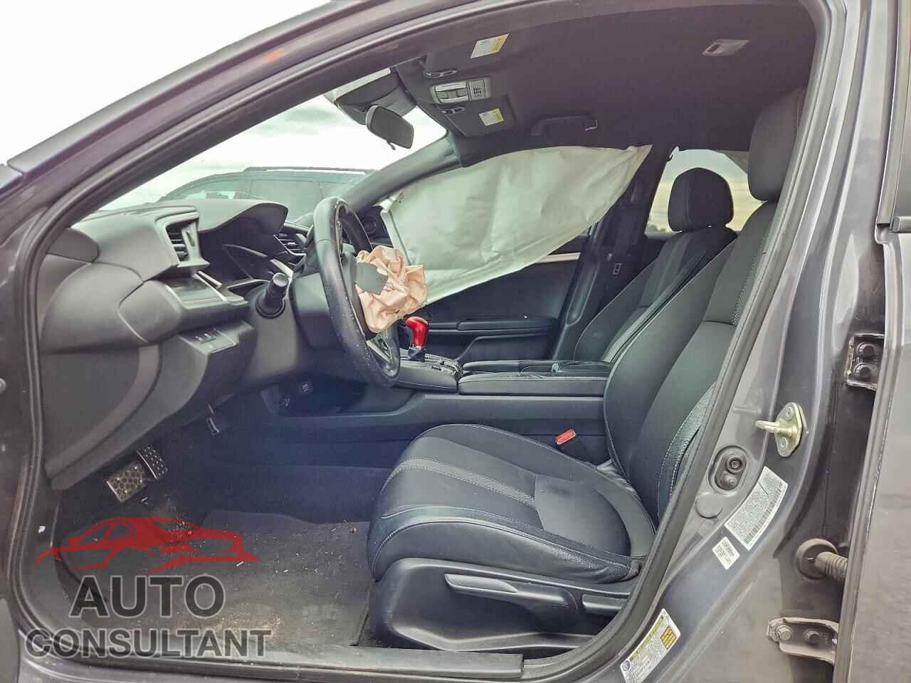 HONDA CIVIC 2019 - 2HGFC2F83KH572920