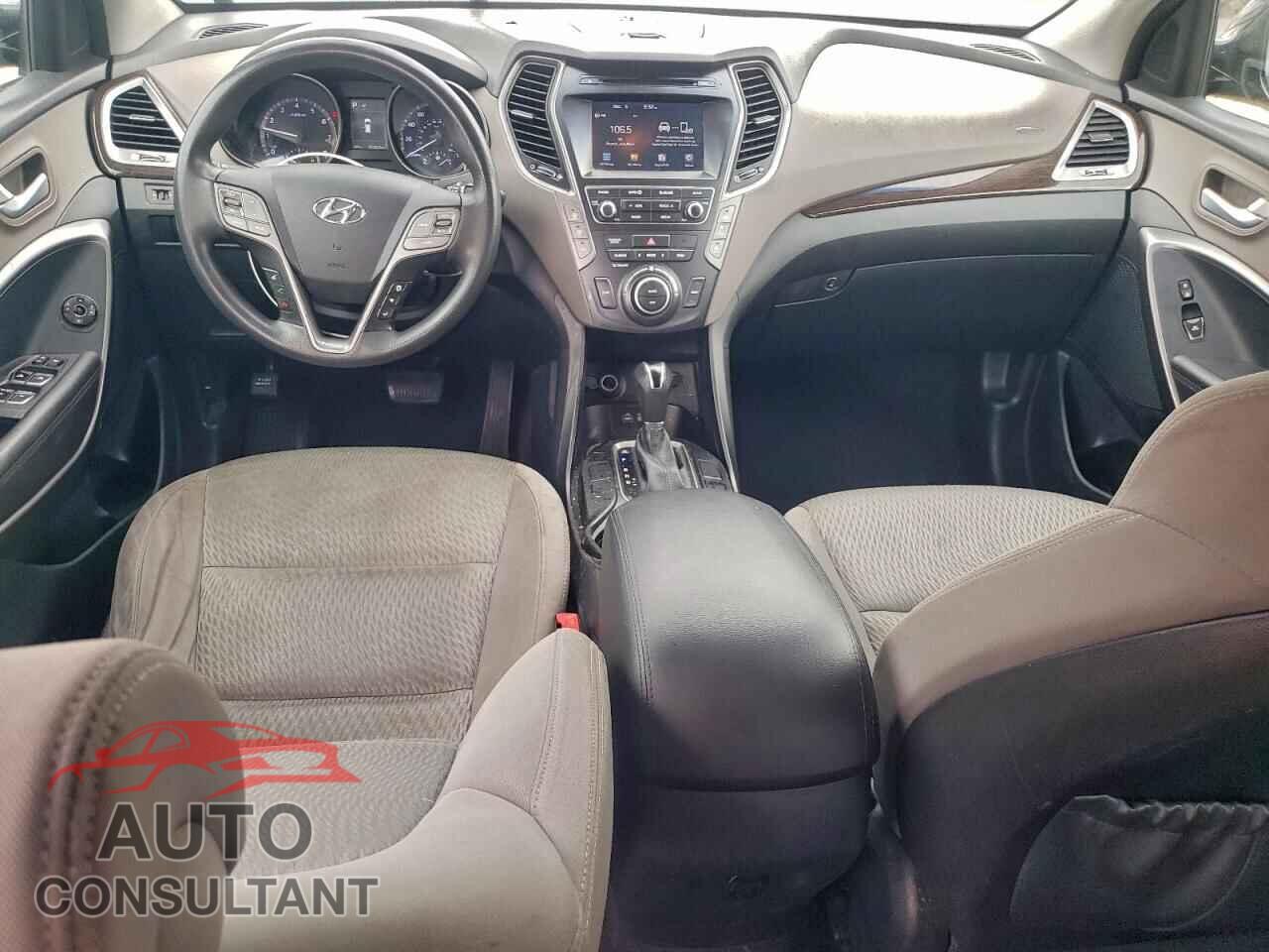 HYUNDAI SANTA FE 2017 - KM8SM4HF2HU205820