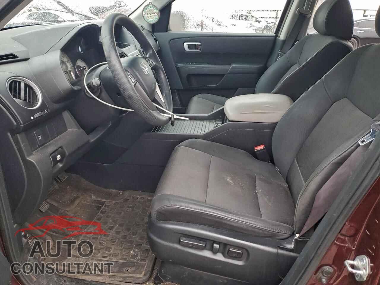 HONDA PILOT 2011 - 5FNYF3H44BB024607