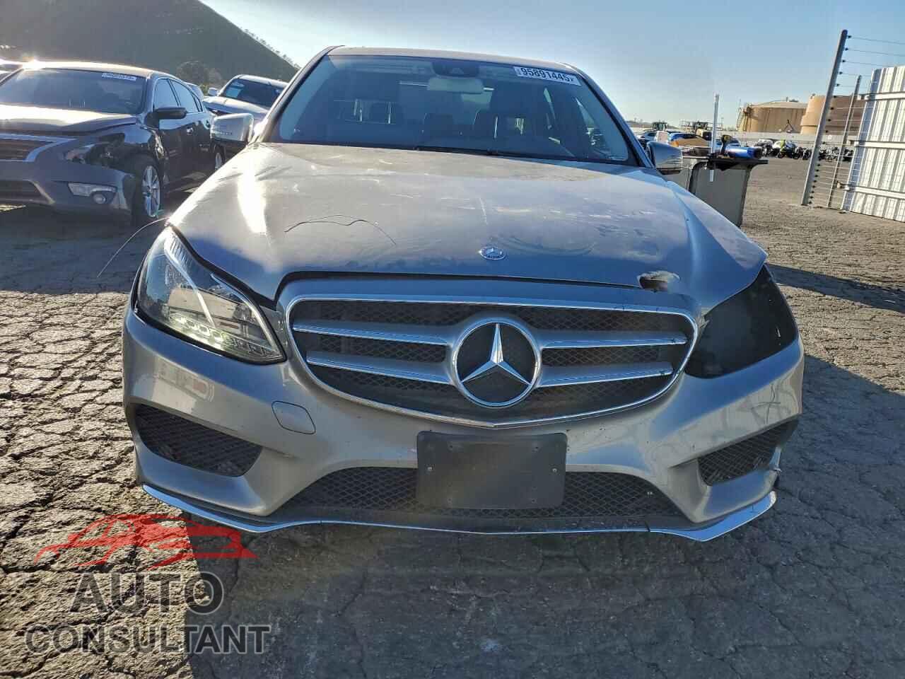 MERCEDES-BENZ E-CLASS 2014 - WDDHF5KB6EA892940