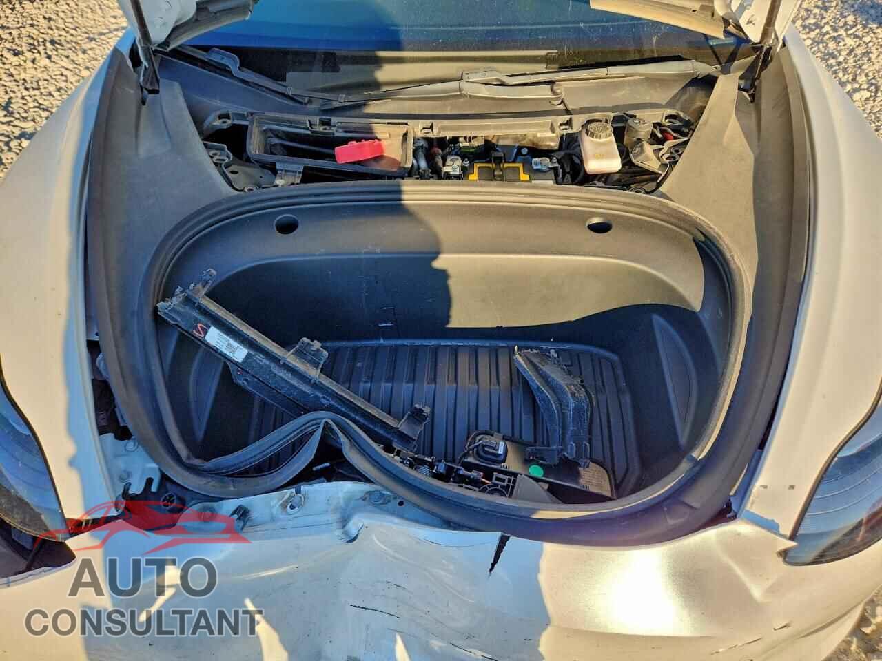 TESLA MODEL 3 2021 - 5YJ3E1EC0MF061167