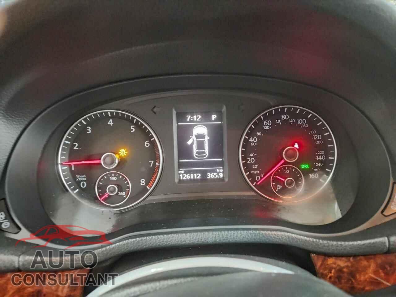 VOLKSWAGEN PASSAT 2013 - 1VWCP7A35DC057693