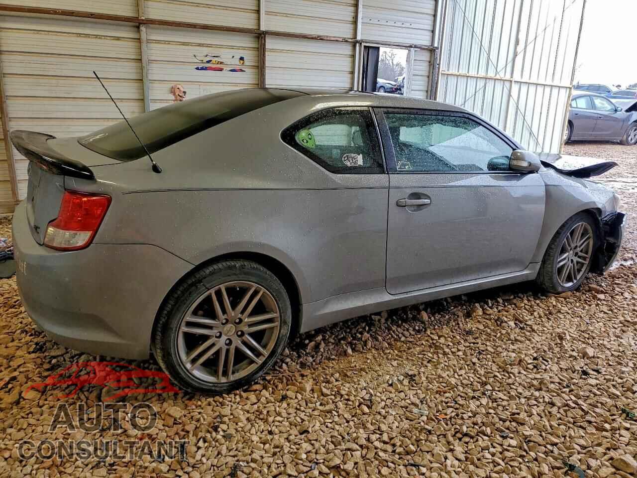 TOYOTA SCION 2011 - JTKJF5C73B3003901