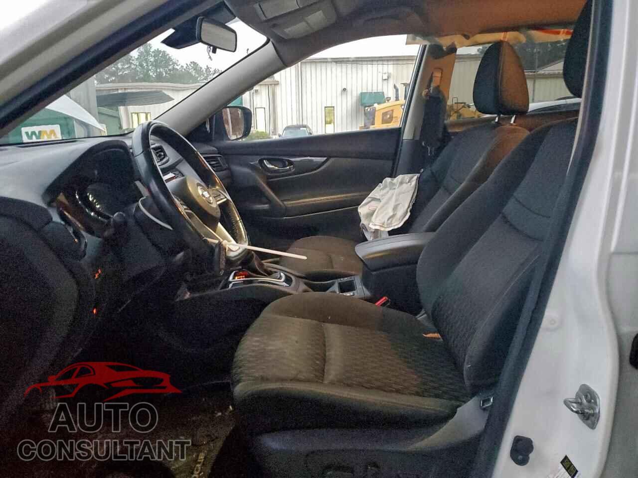 NISSAN ROGUE 2019 - KNMAT2MT2KP511151