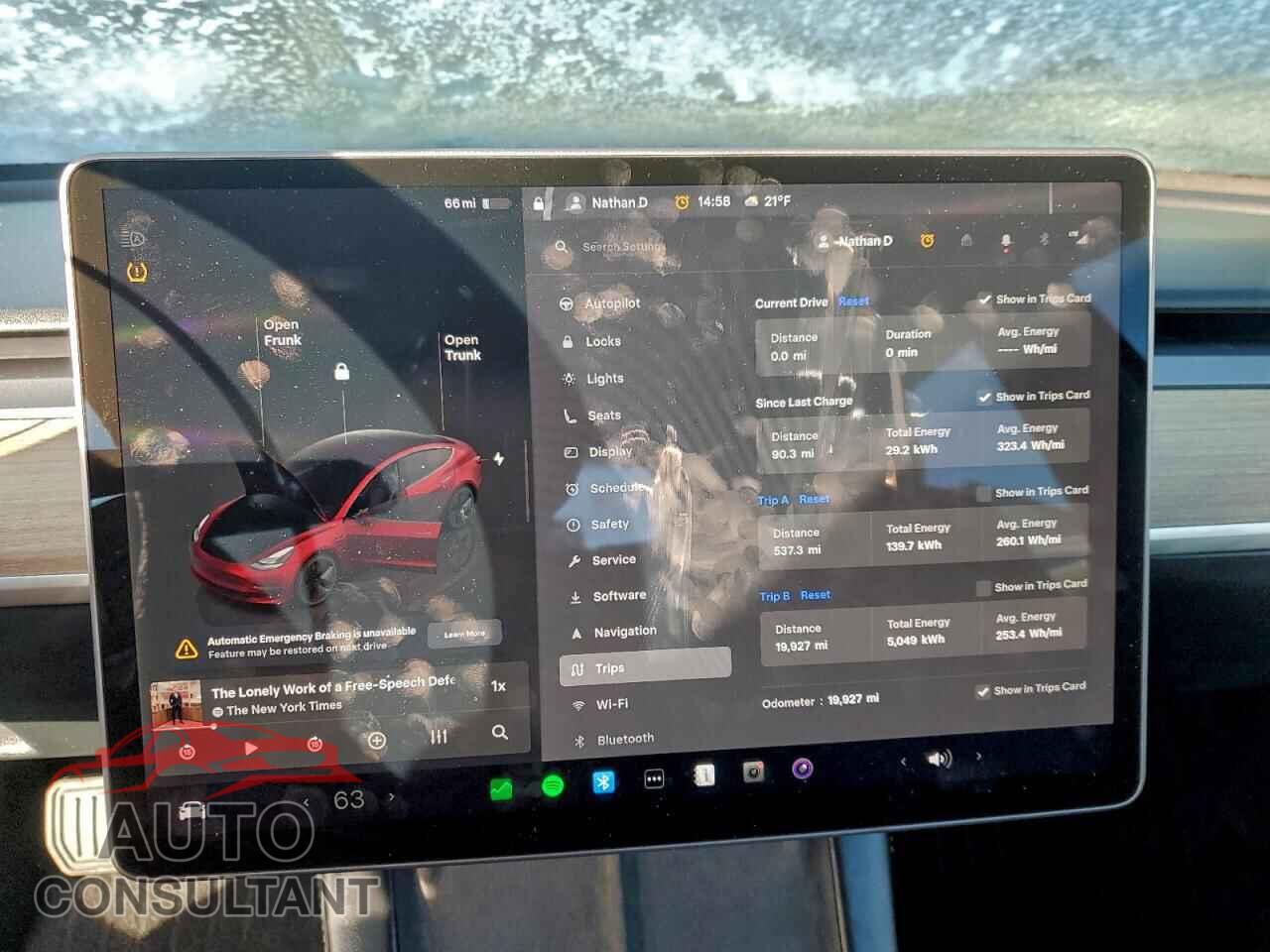 TESLA MODEL 3 2023 - 5YJ3E1EA5PF692323