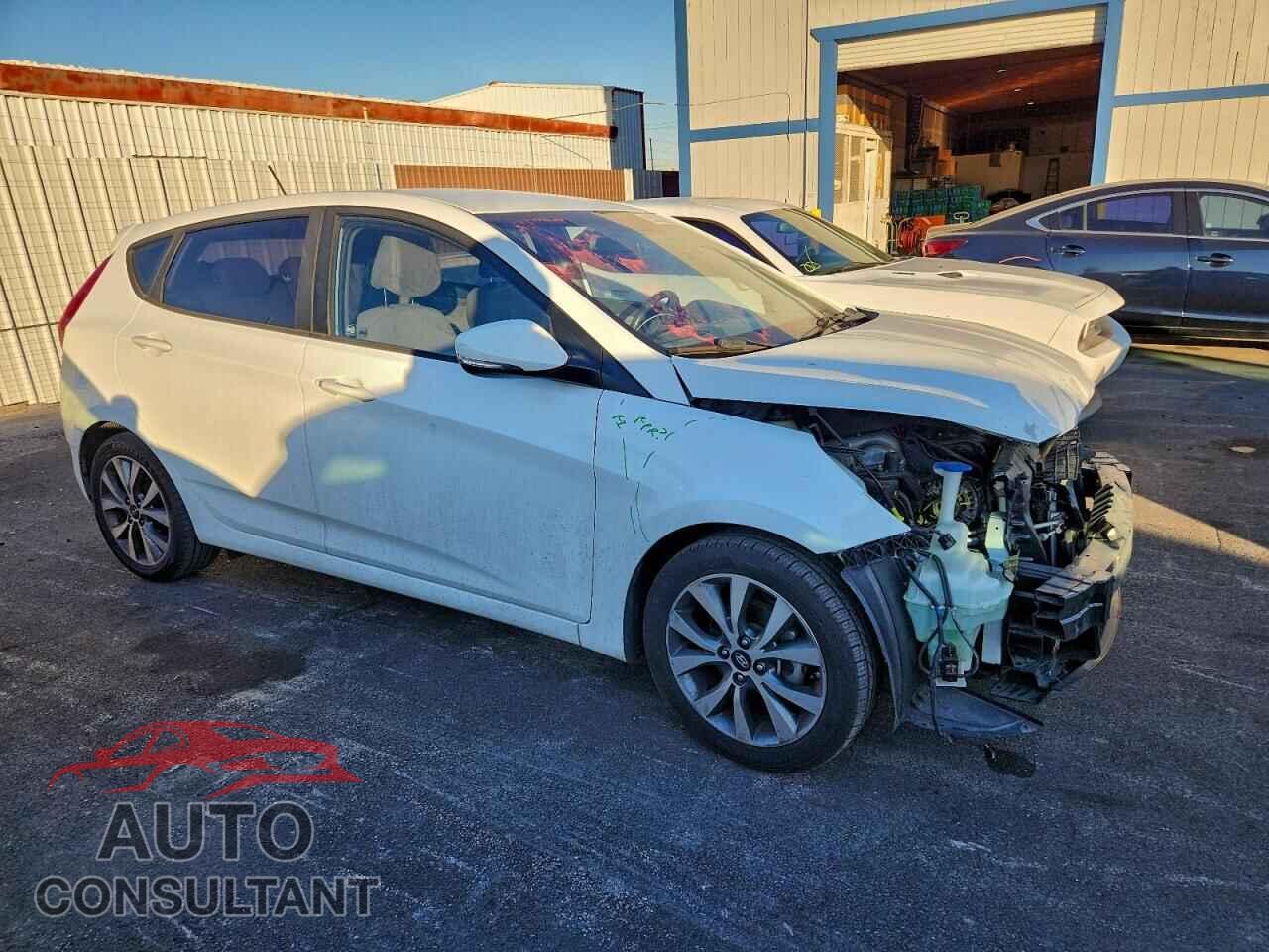 HYUNDAI ACCENT 2015 - KMHCU5AE4FU232204