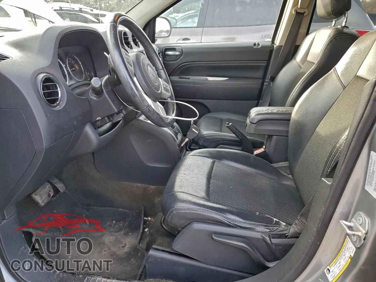 JEEP COMPASS 2017 - 1C4NJDEBXHD107565