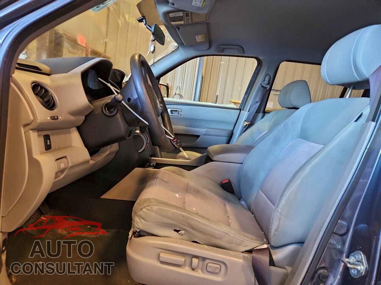 HONDA PILOT 2015 - 5FNYF4H43FB039336