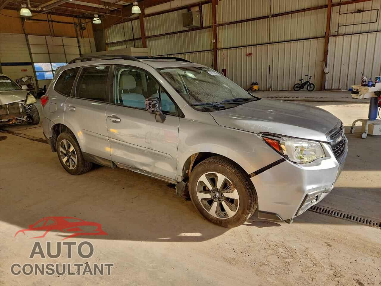 SUBARU FORESTER 2018 - JF2SJAGC7JH584901