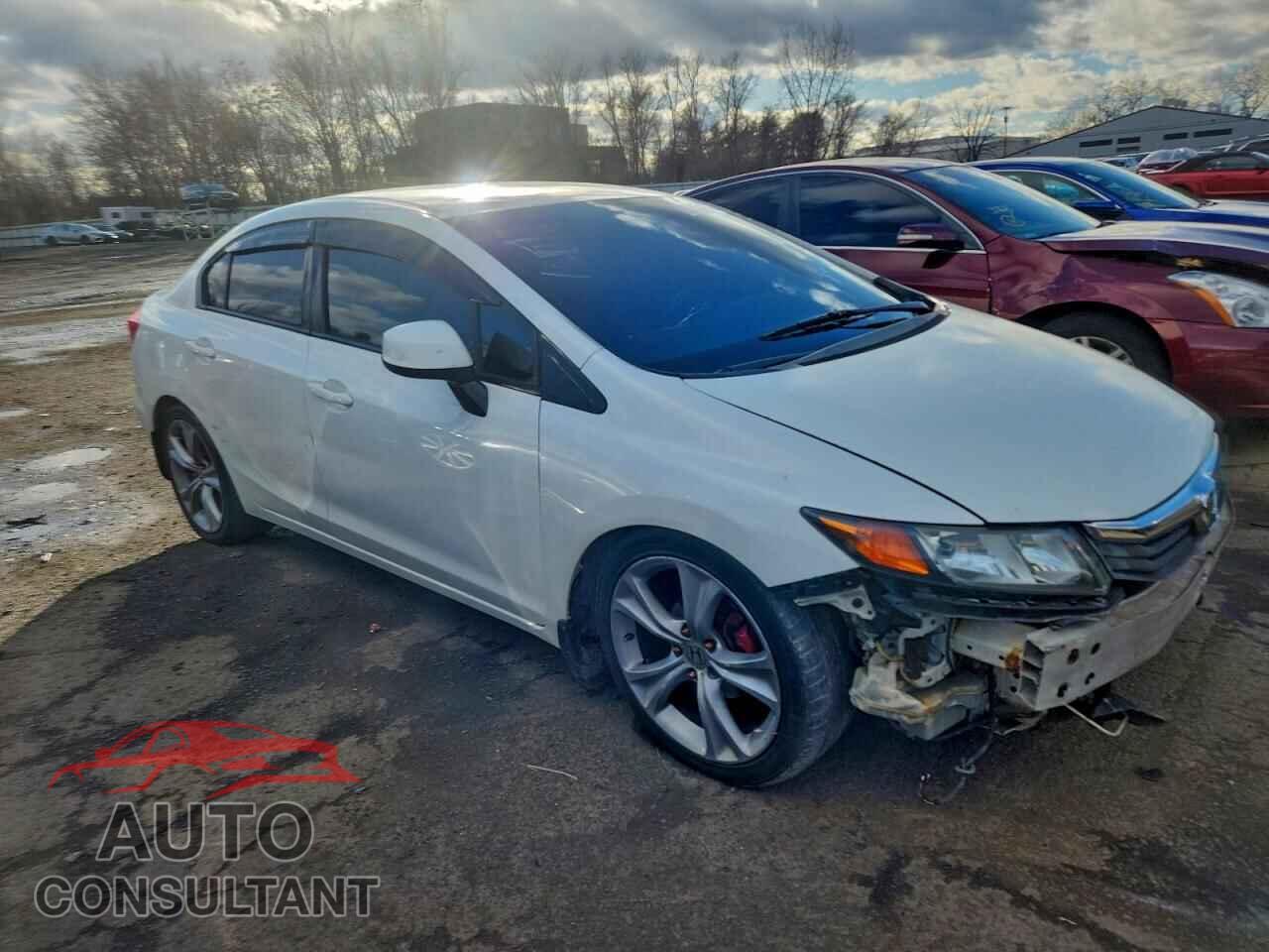 HONDA CIVIC 2012 - 2HGFB2F58CH586273