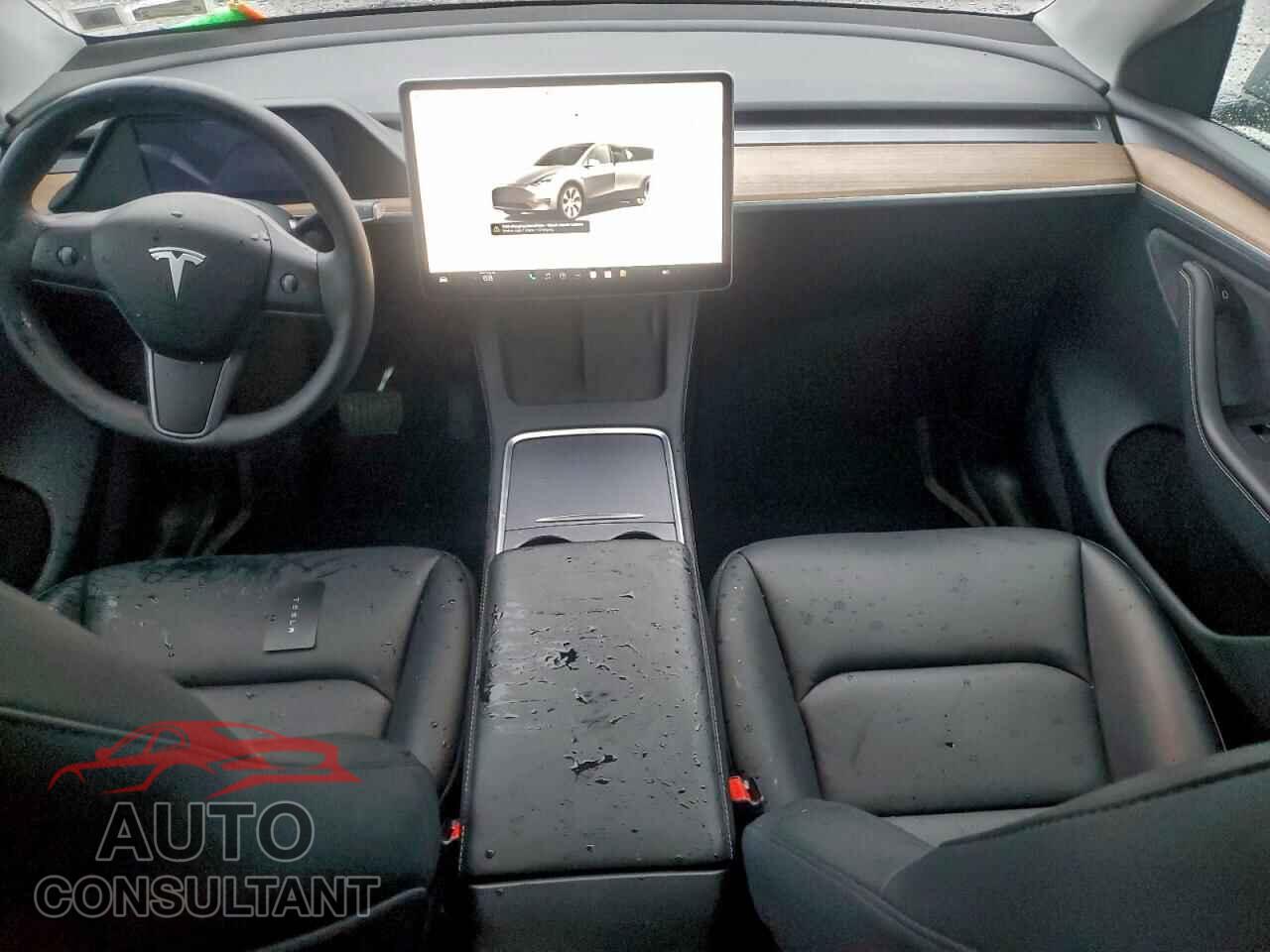 TESLA MODEL Y 2024 - 7SAYGDEE9RA289825