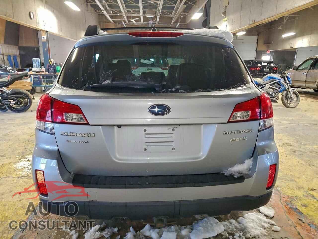 SUBARU OUTBACK 2013 - 4S4BRBKC1D3255371