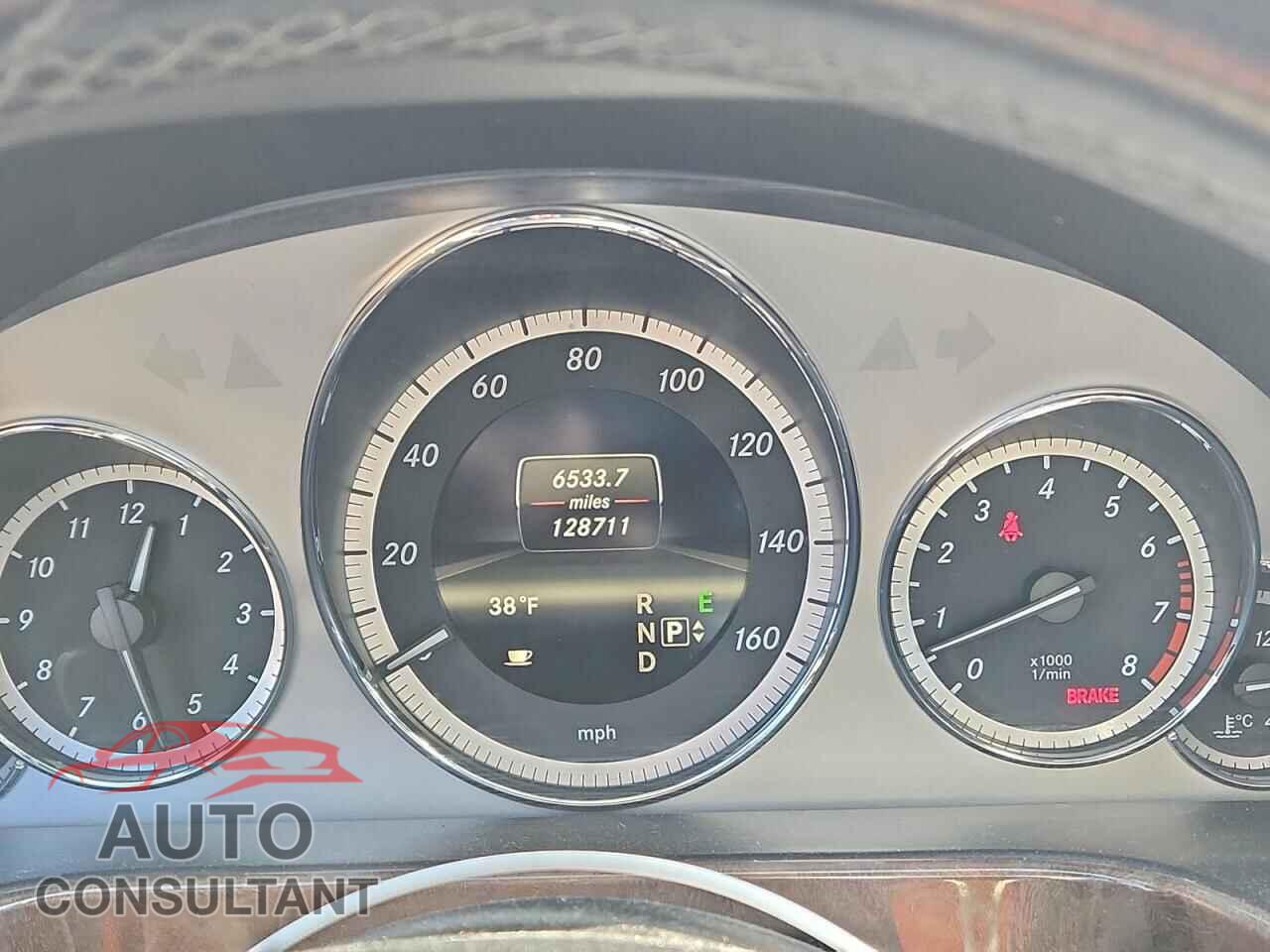 MERCEDES-BENZ E-CLASS 2013 - WDDHF8JB0DA662375