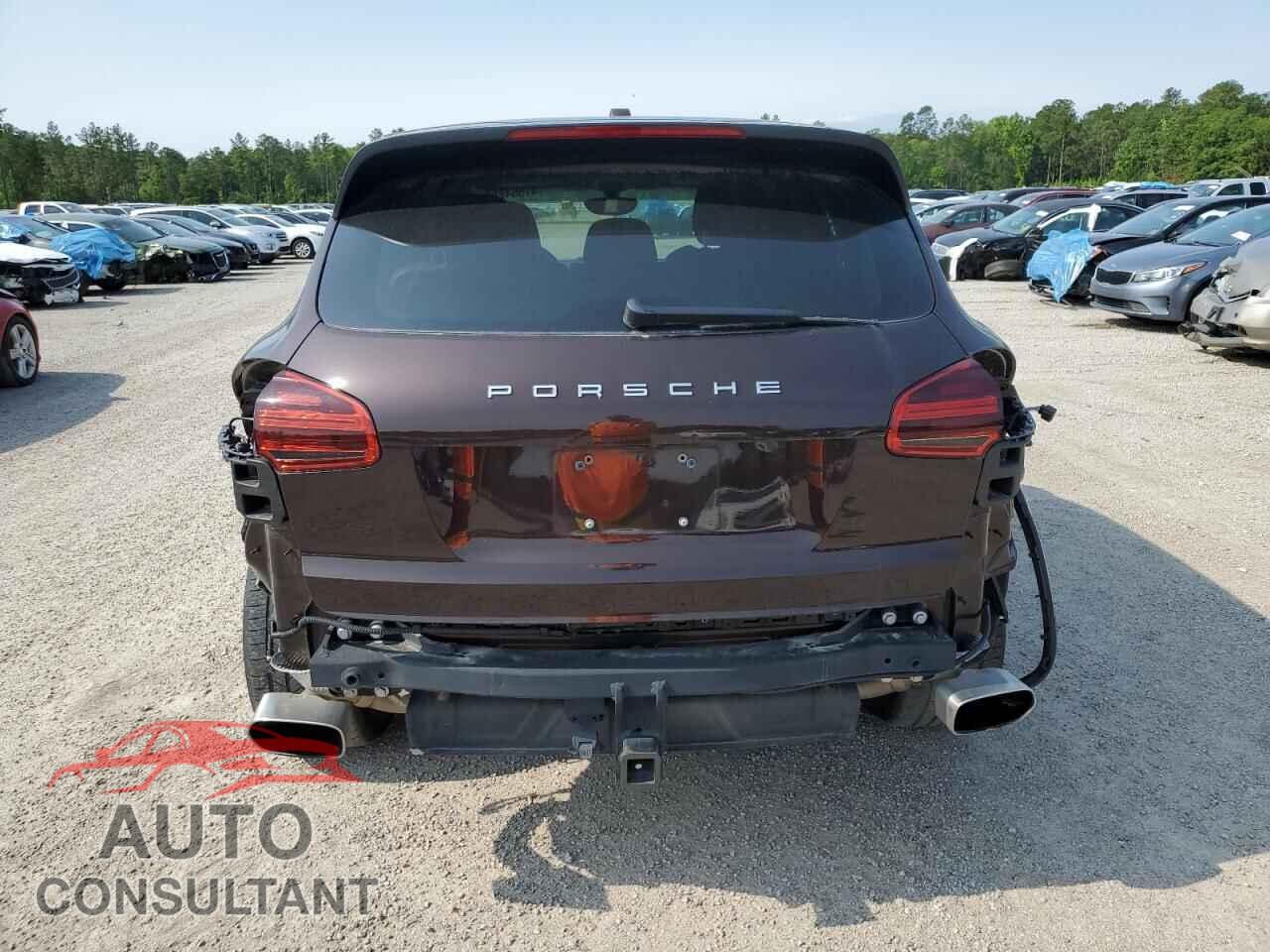 PORSCHE CAYENNE 2018 - WP1AA2A2XJKA01688