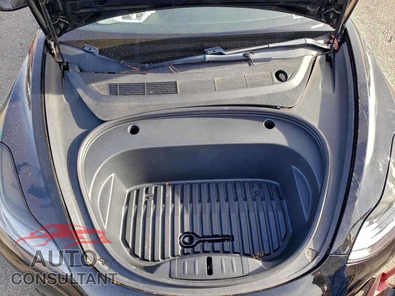 TESLA MODEL 3 2021 - 5YJ3E1EB4MF869495