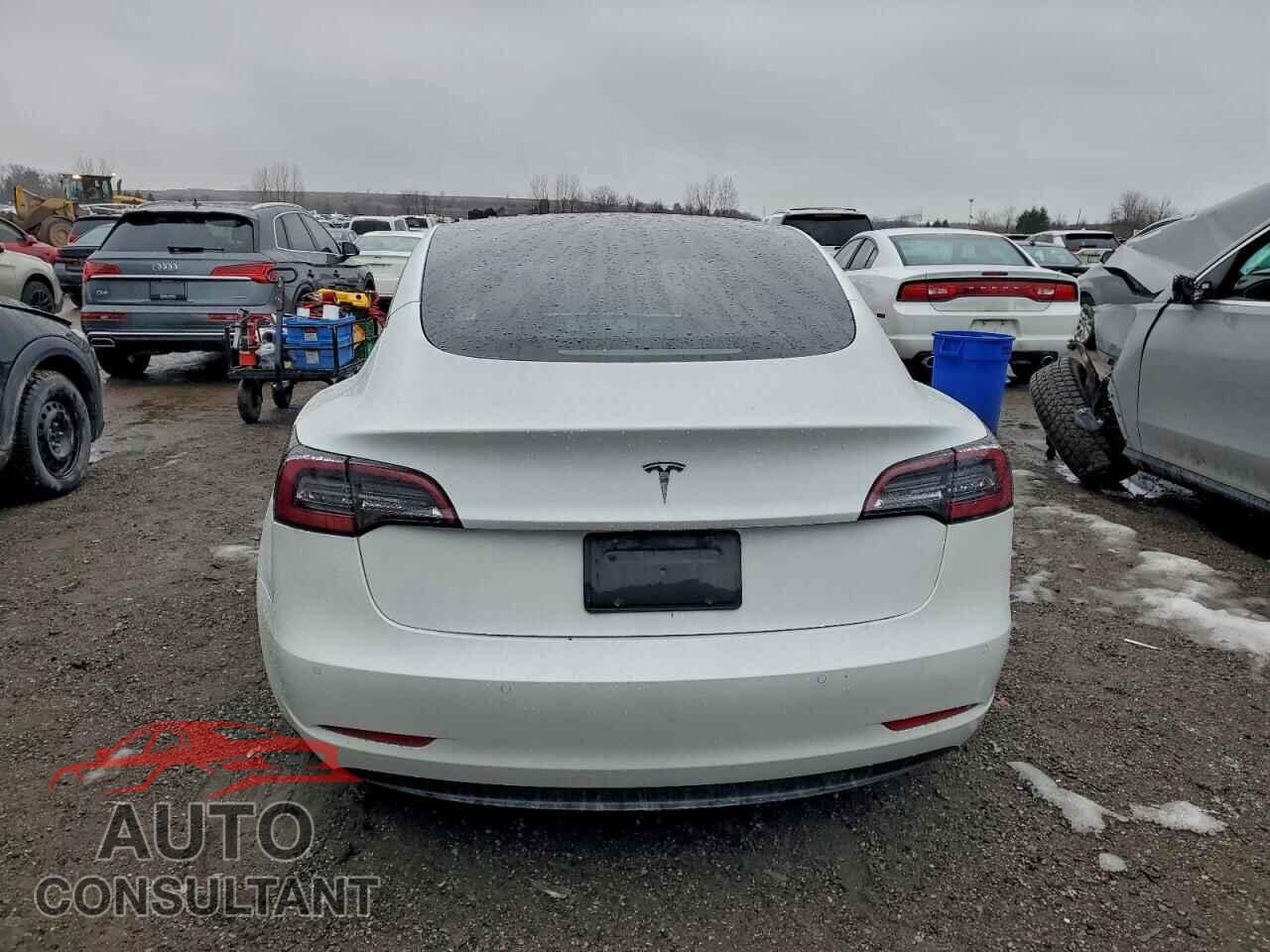 TESLA MODEL 3 2021 - 5YJ3E1EA4MF915785
