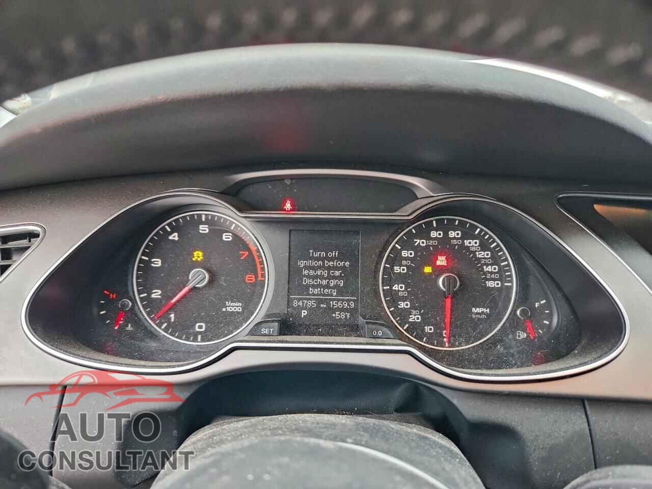 AUDI A4 2013 - WAUFFAFL0DN048474