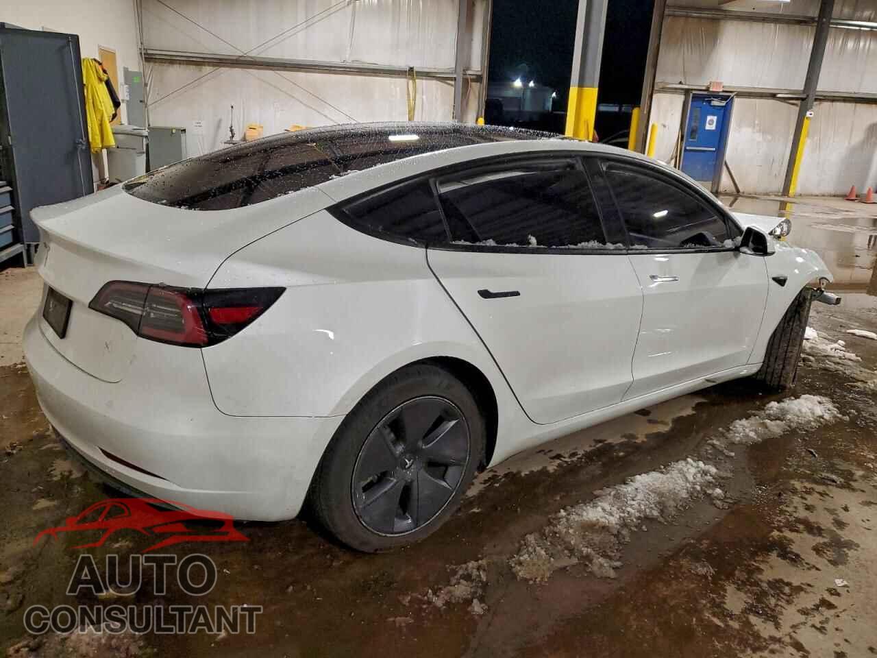 TESLA MODEL 3 2023 - 5YJ3E1EAXPF558200