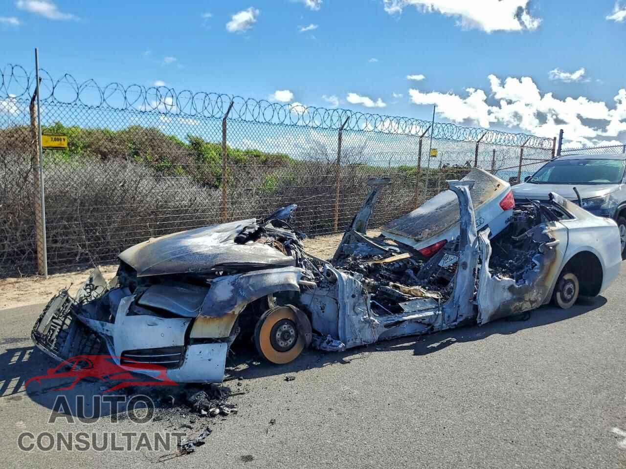 AUDI A8 2011 - WAURVAFD8BN012747