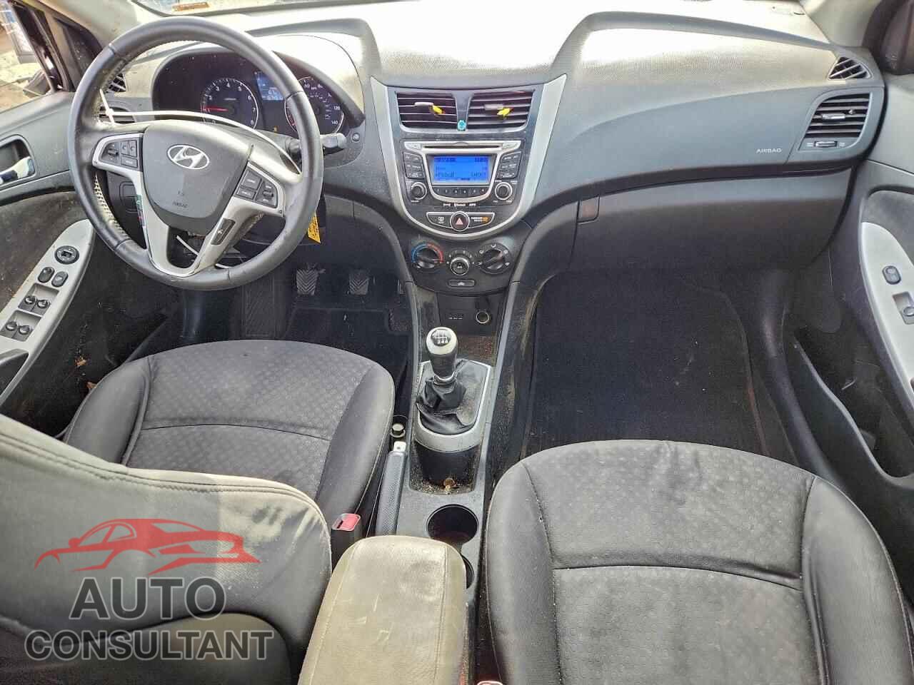 HYUNDAI ACCENT 2013 - KMHCU5AE2DU088116