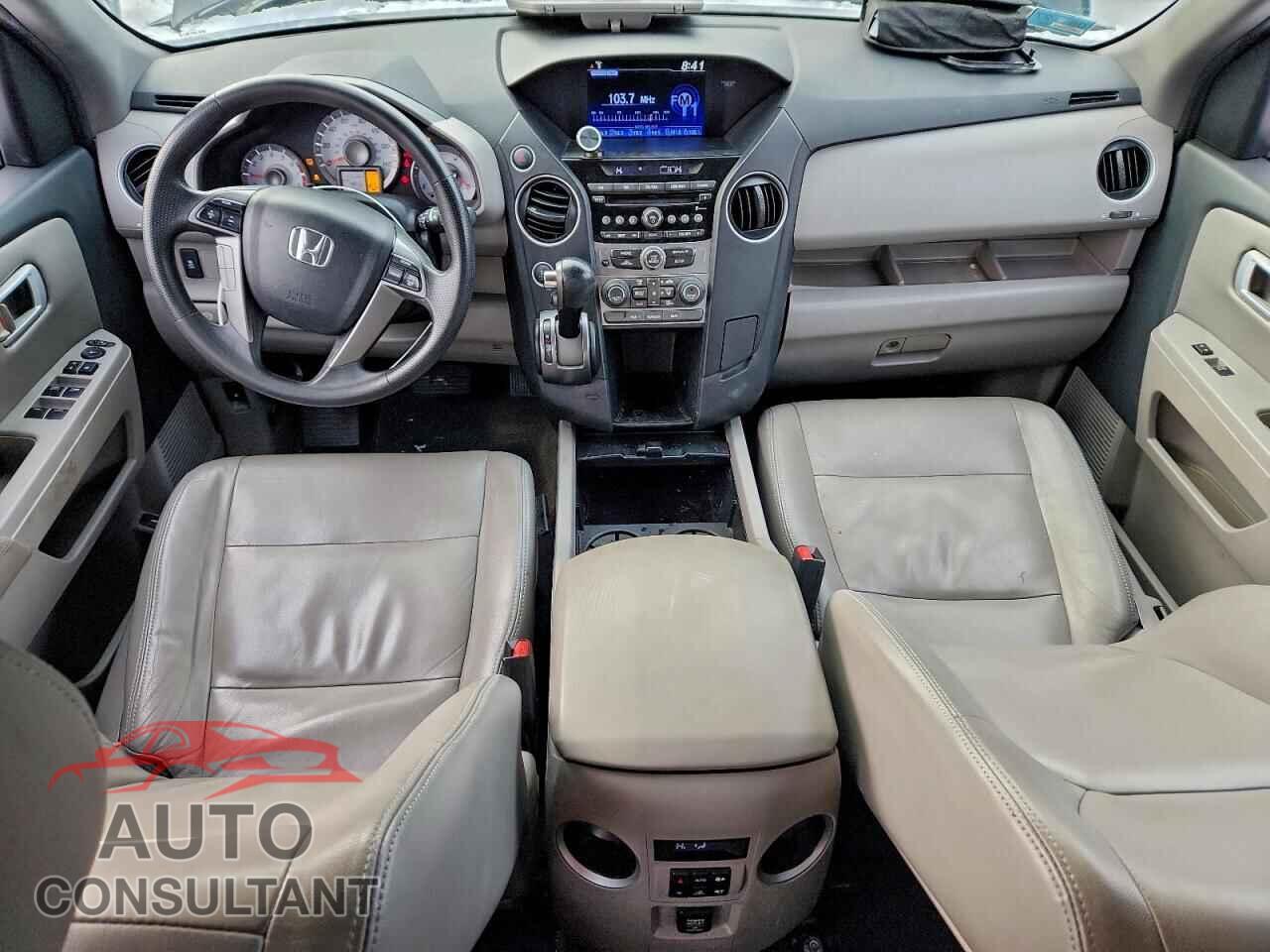 HONDA PILOT 2014 - 5FNYF4H40EB031757