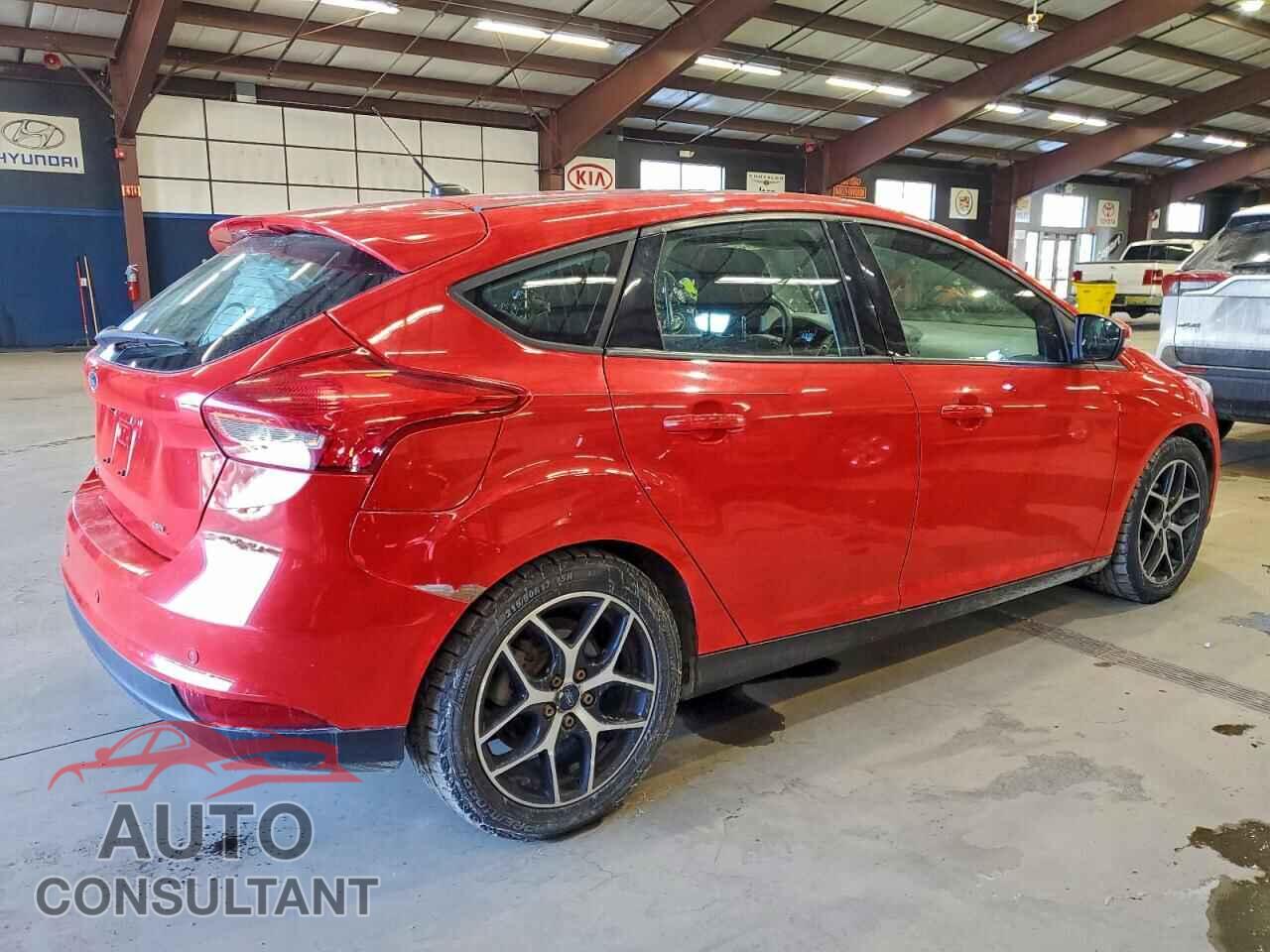 FORD FOCUS 2017 - 1FADP3M26HL248120