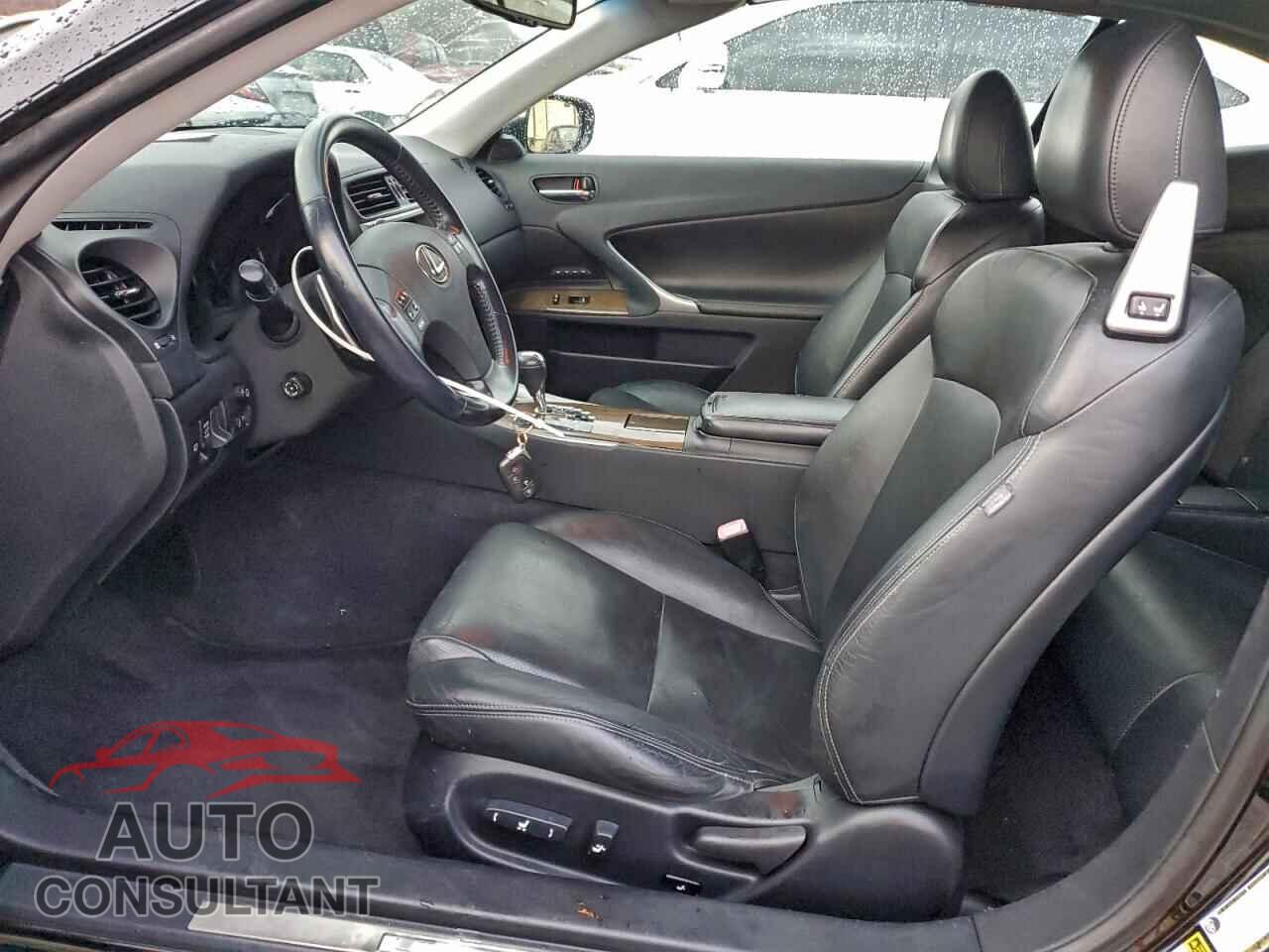 LEXUS IS 2010 - JTHFF2C22A2509643