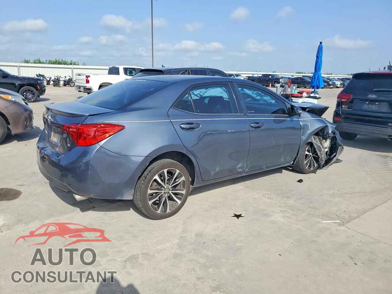 TOYOTA COROLLA 2017 - 5YFBURHE8HP577393