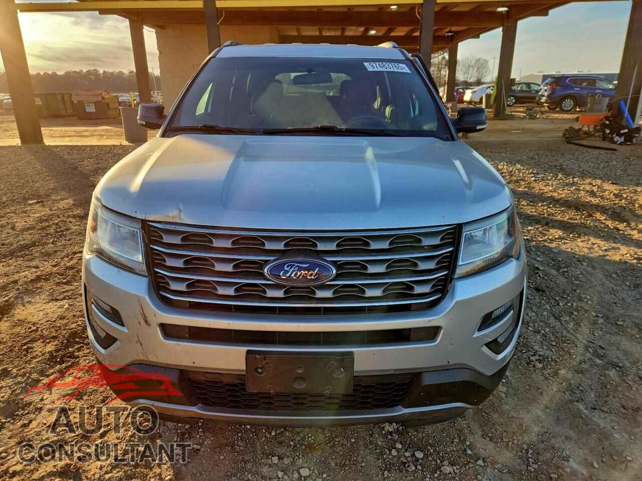FORD EXPLORER 2017 - 1FM5K7D82HGB49355