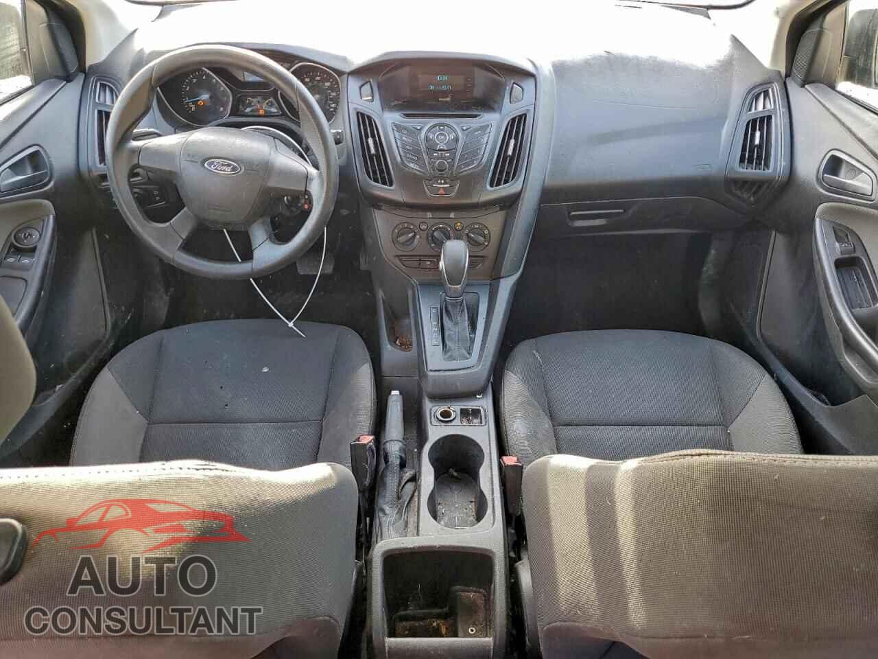 FORD FOCUS 2013 - 1FADP3E2XDL208812