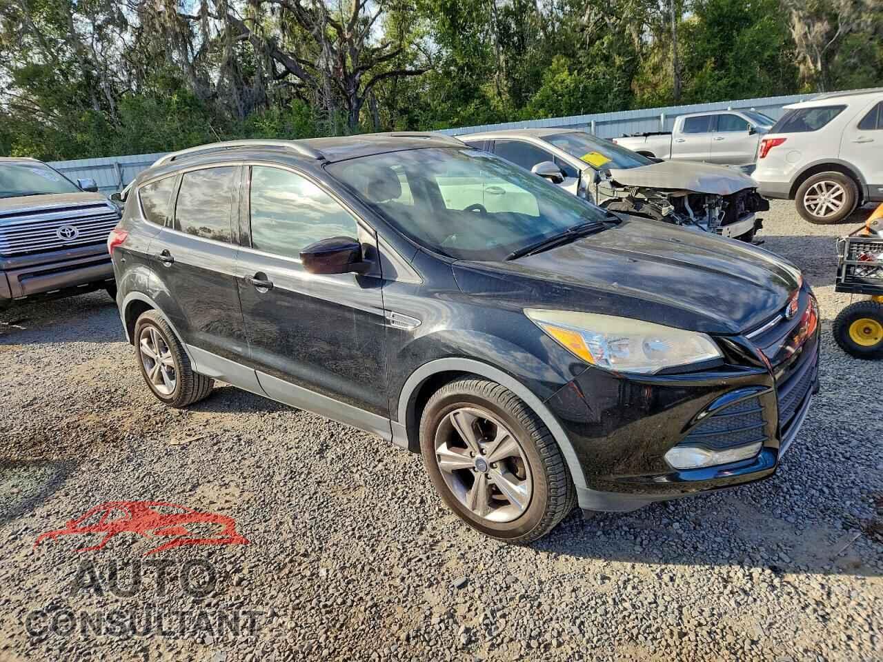 FORD ESCAPE 2015 - 1FMCU0GX9FUB13852