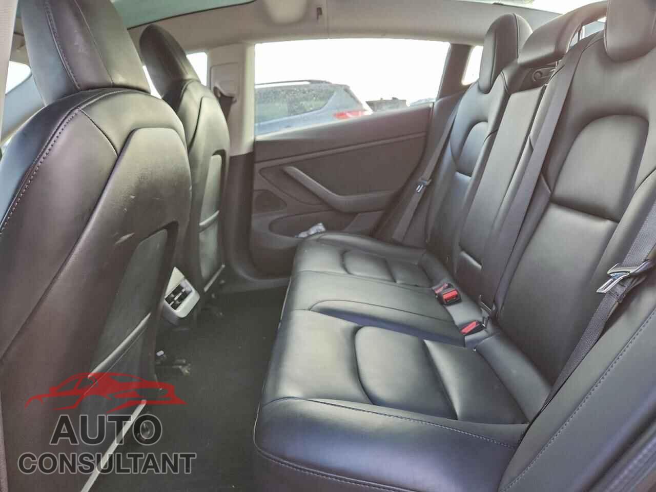 TESLA MODEL 3 2020 - 5YJ3E1EC0LF742556
