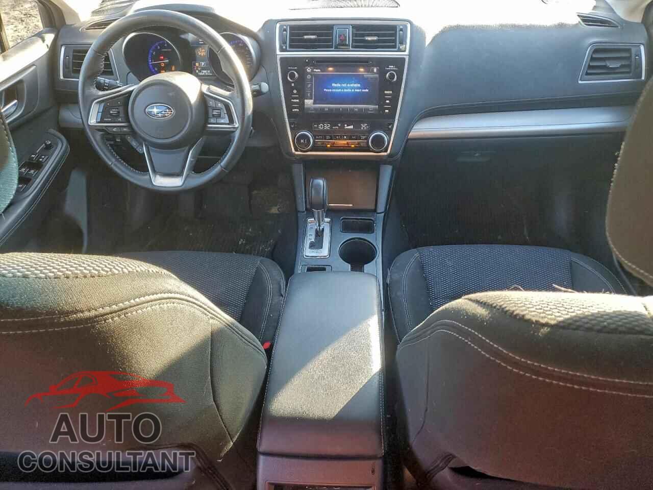 SUBARU OUTBACK 2018 - 4S4BSAFC8J3288100