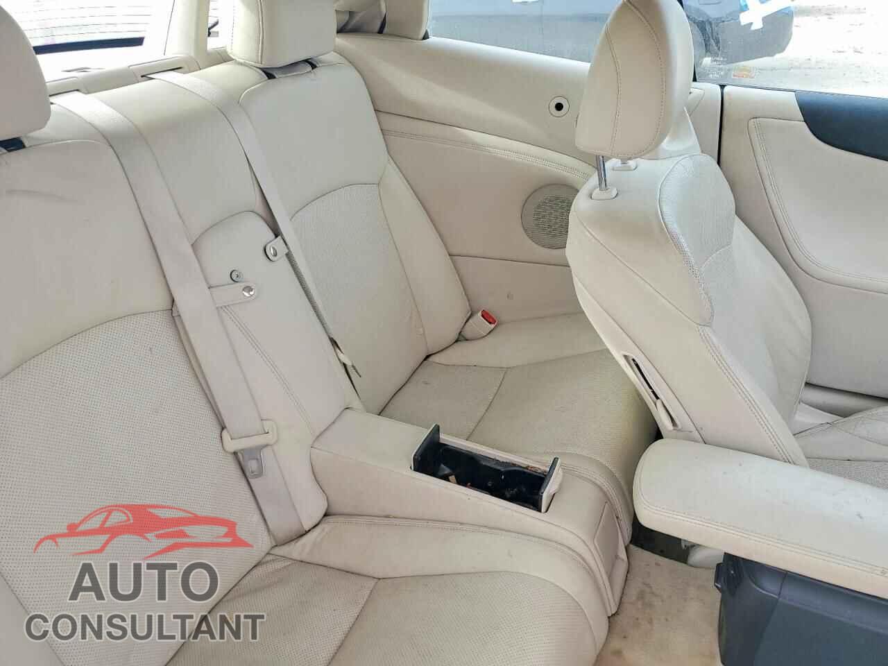 LEXUS IS 2010 - JTHFF2C22A2510758